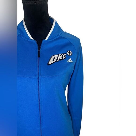 ADIDAS NBA OKLAHOMA CITY THUNDER BASKETBALL WOMENS BLUE JACKET SIZE MEDIUM - Picture 6 of 12